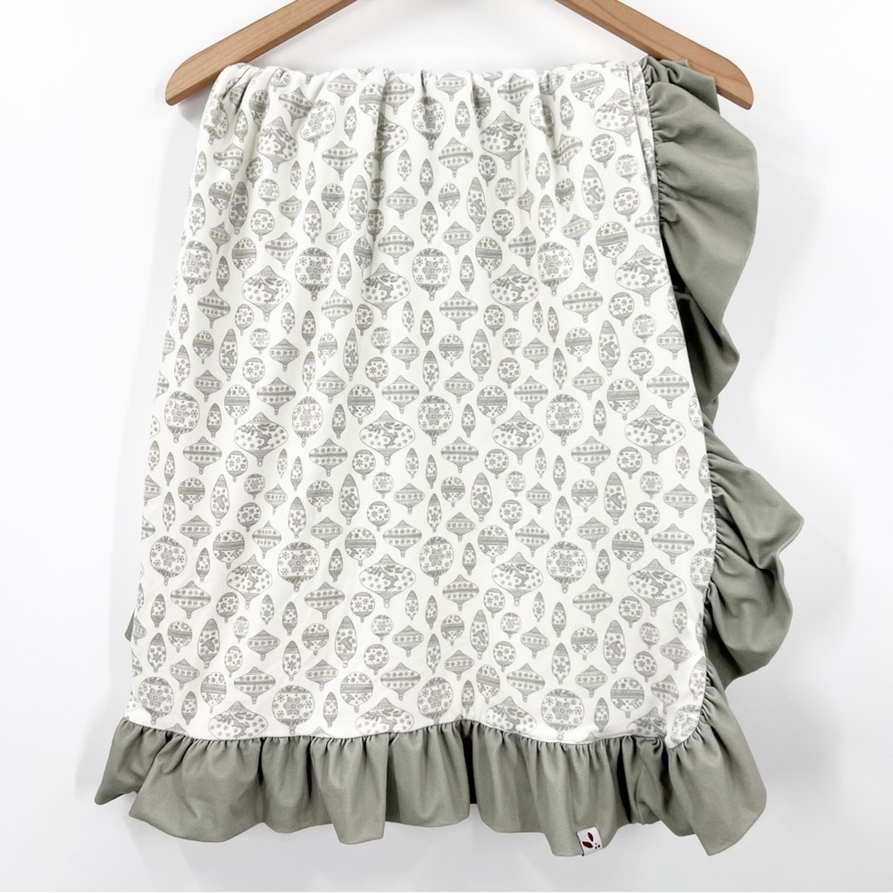 Sweethoney Baby Dreamer Ruffled Blanket Christmas Holiday Ornaments